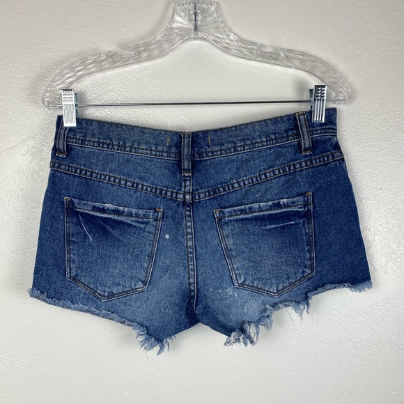 Free People Distressed Denim Blue Jean Shorts Women’s size 25 - Picture 9 of 10